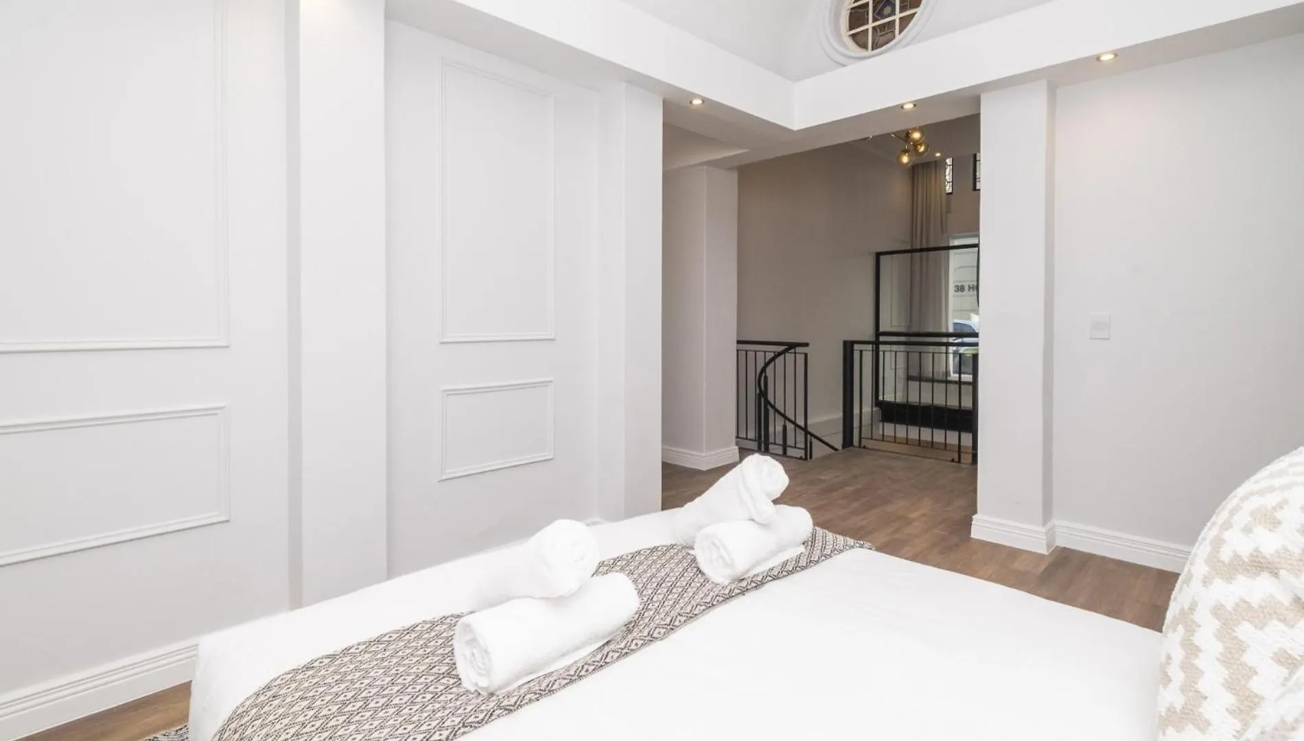Venice House Chic 2-Level Apartment In Cbd Le Cap